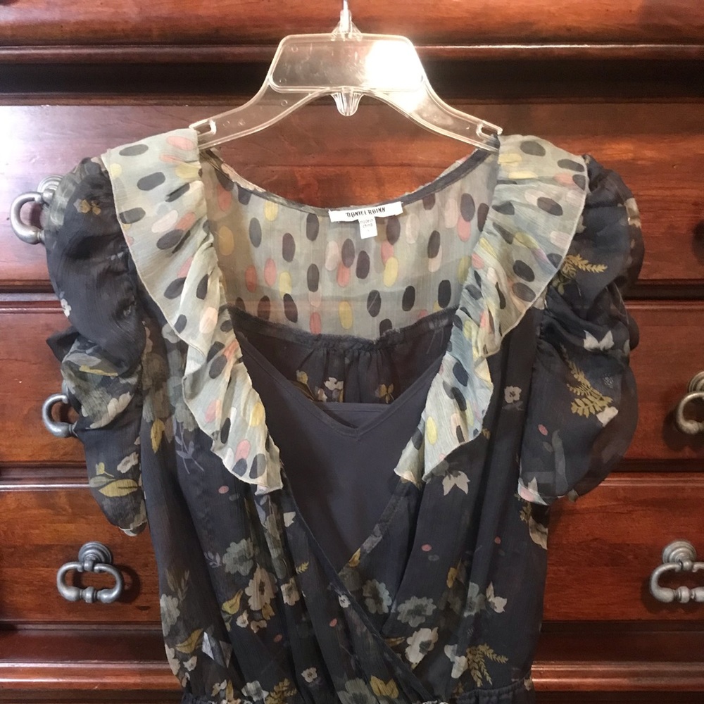 Beautiful chiffon blouse.